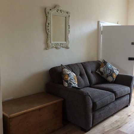 West View Apartment Белфърд Екстериор снимка